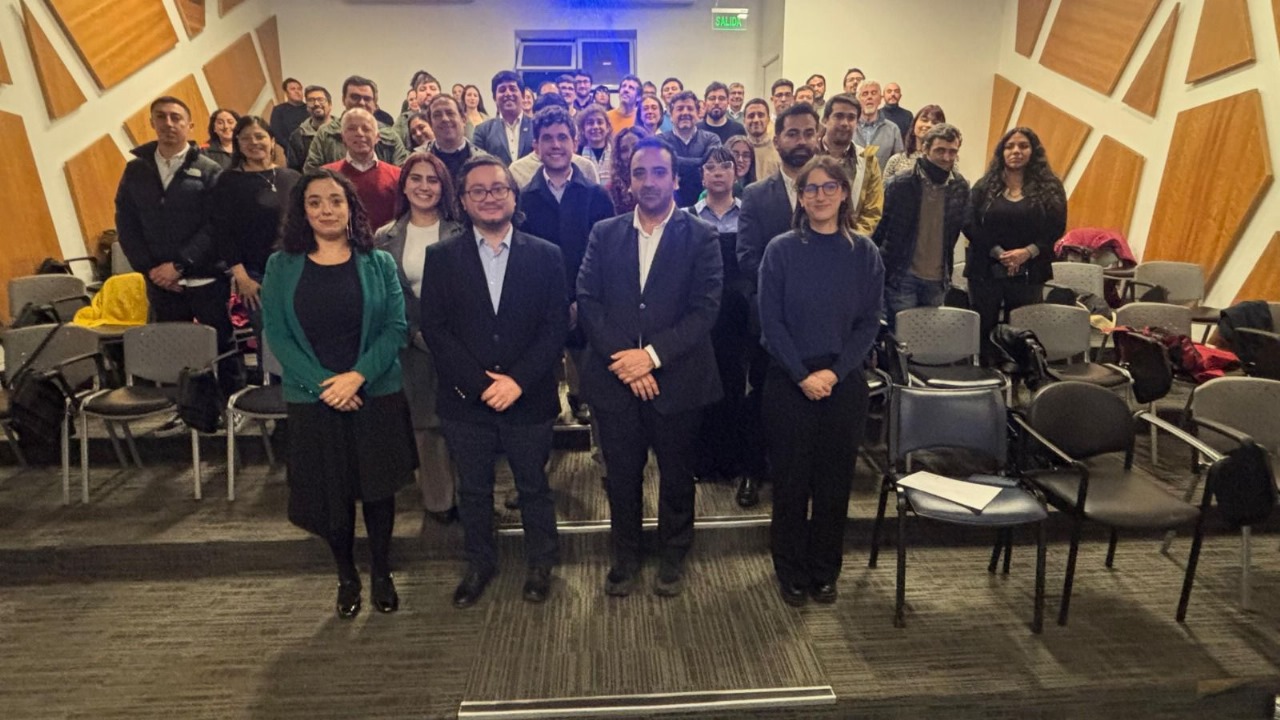 Observatorio Laboral de La Araucanía expone sus líneas de trabajo estratégicas ante Subsecretario del Trabajo en Encuentro Nacional 2025